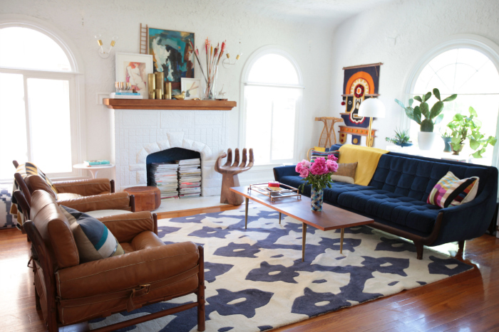 how should a rug be oriented