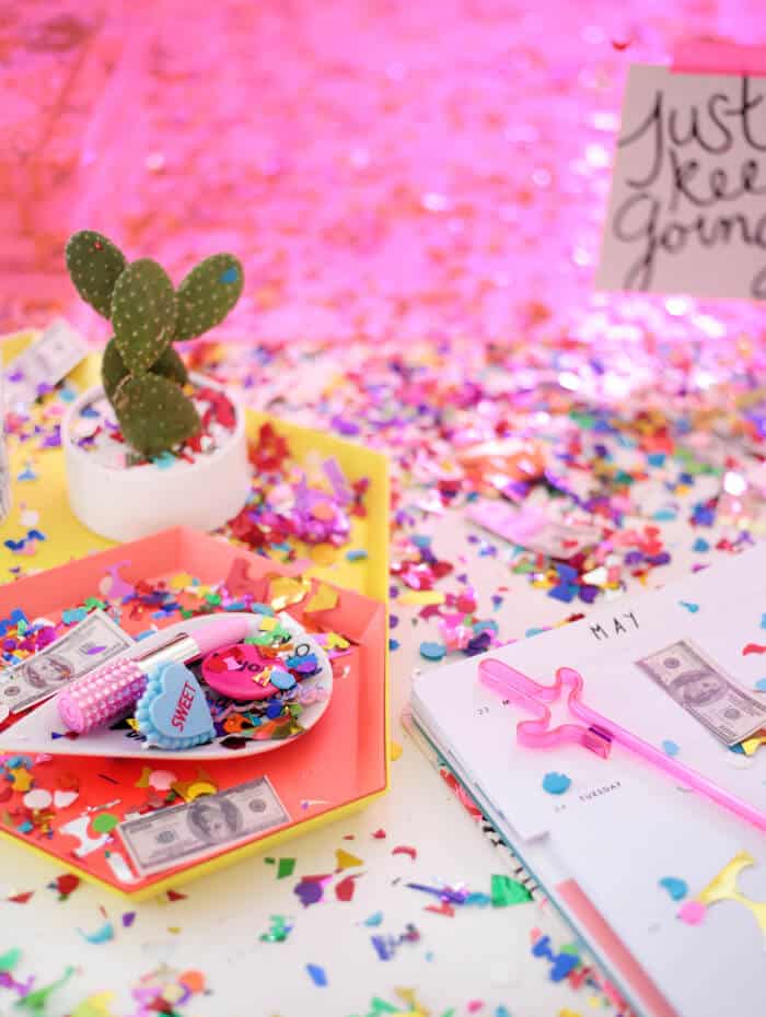 Emily_Henderson_Bando_Confetti_Desk Emily Henderson