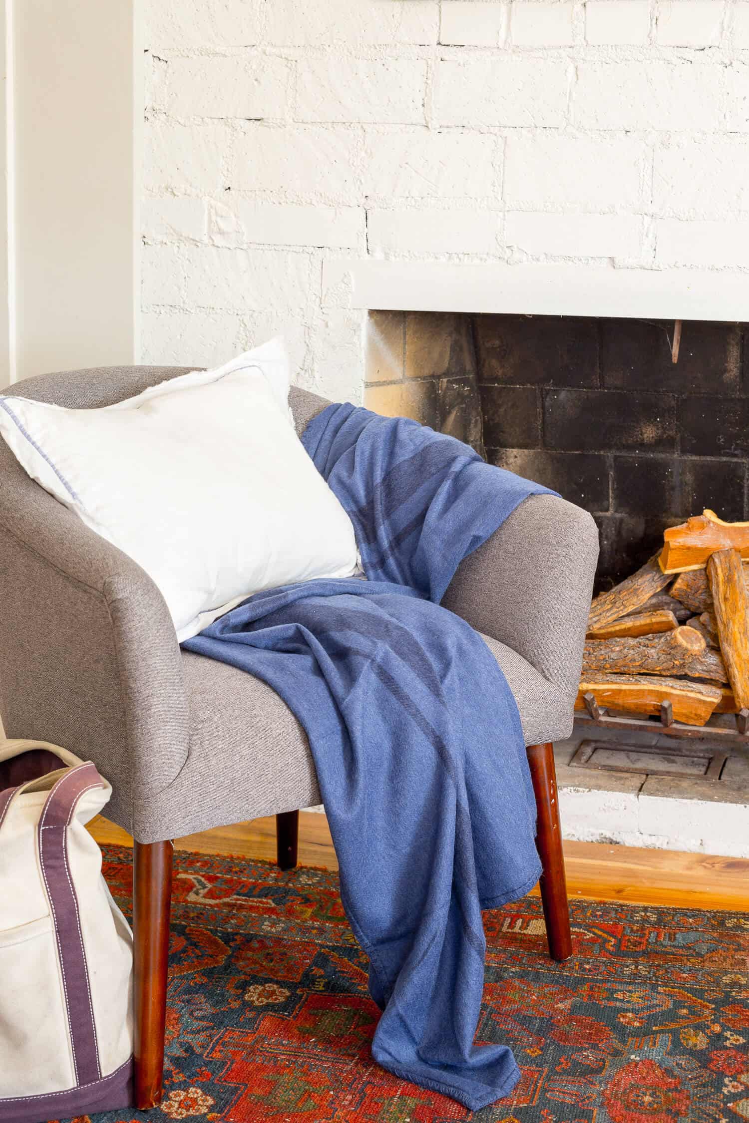 emily_henderson_parachute_fireplace1 Emily Henderson