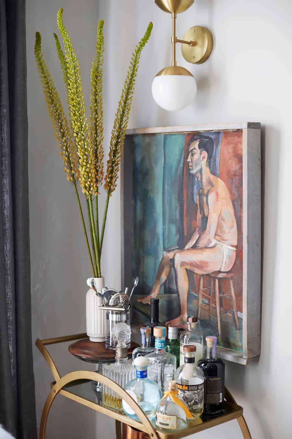 bradyslivingroomrevealmakeovertakeovermasculinemodernemily