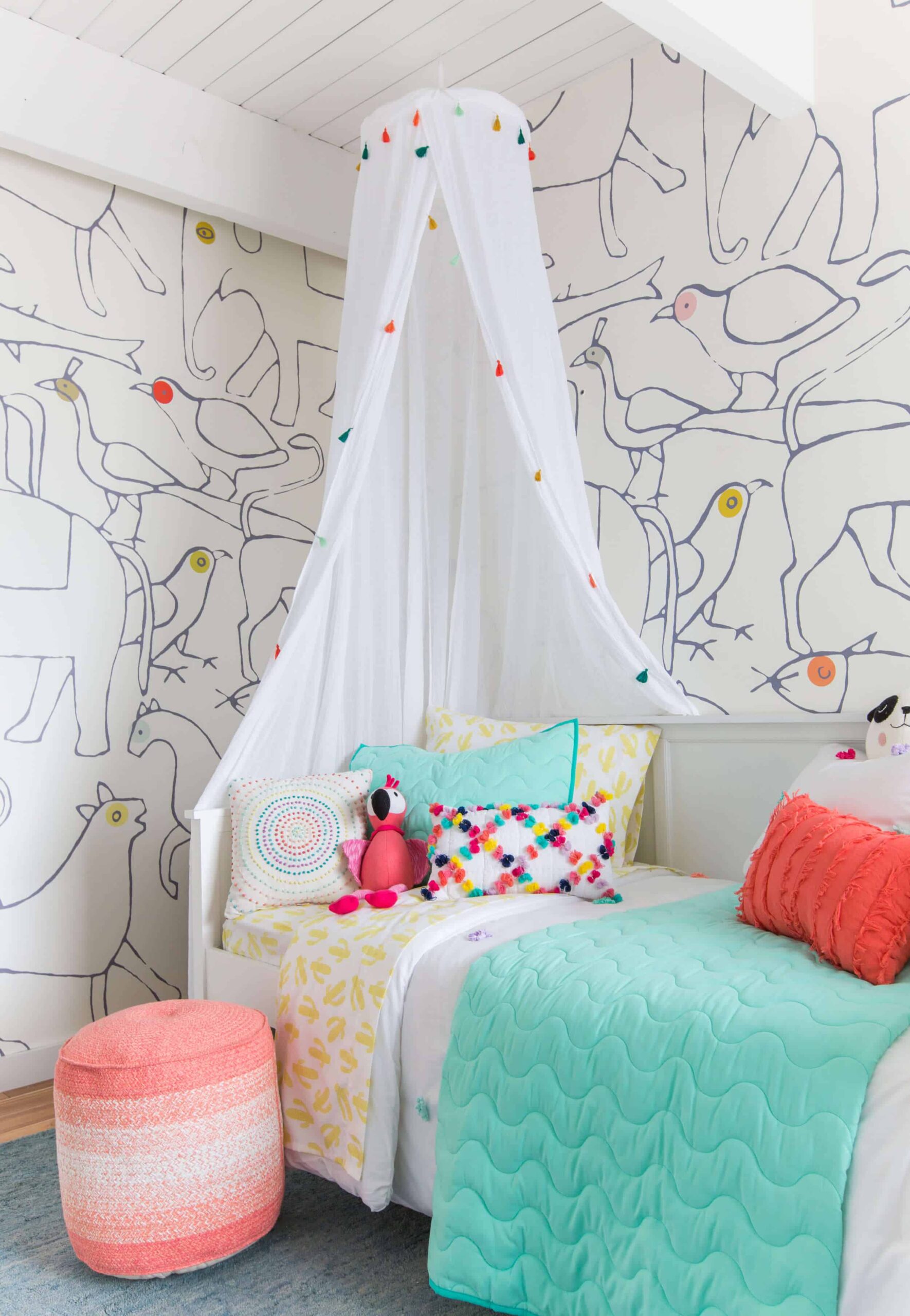 emilyhenderson_kidsroom_target_bedding_layered_light_texture_blue