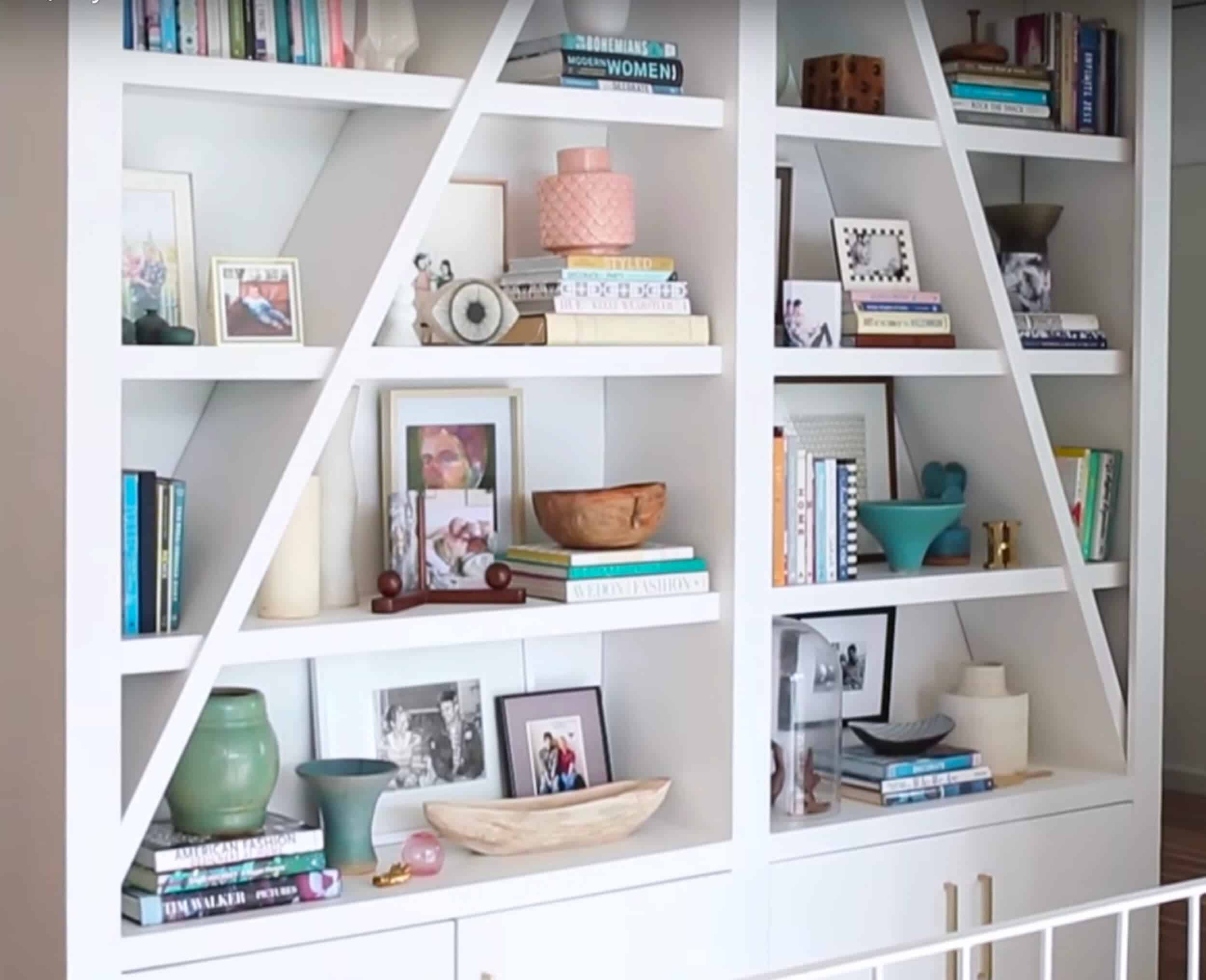 EmilyHenderson_Home_StylingHousetoSell_Bookcase_Screenshots_13 Emily Henderson