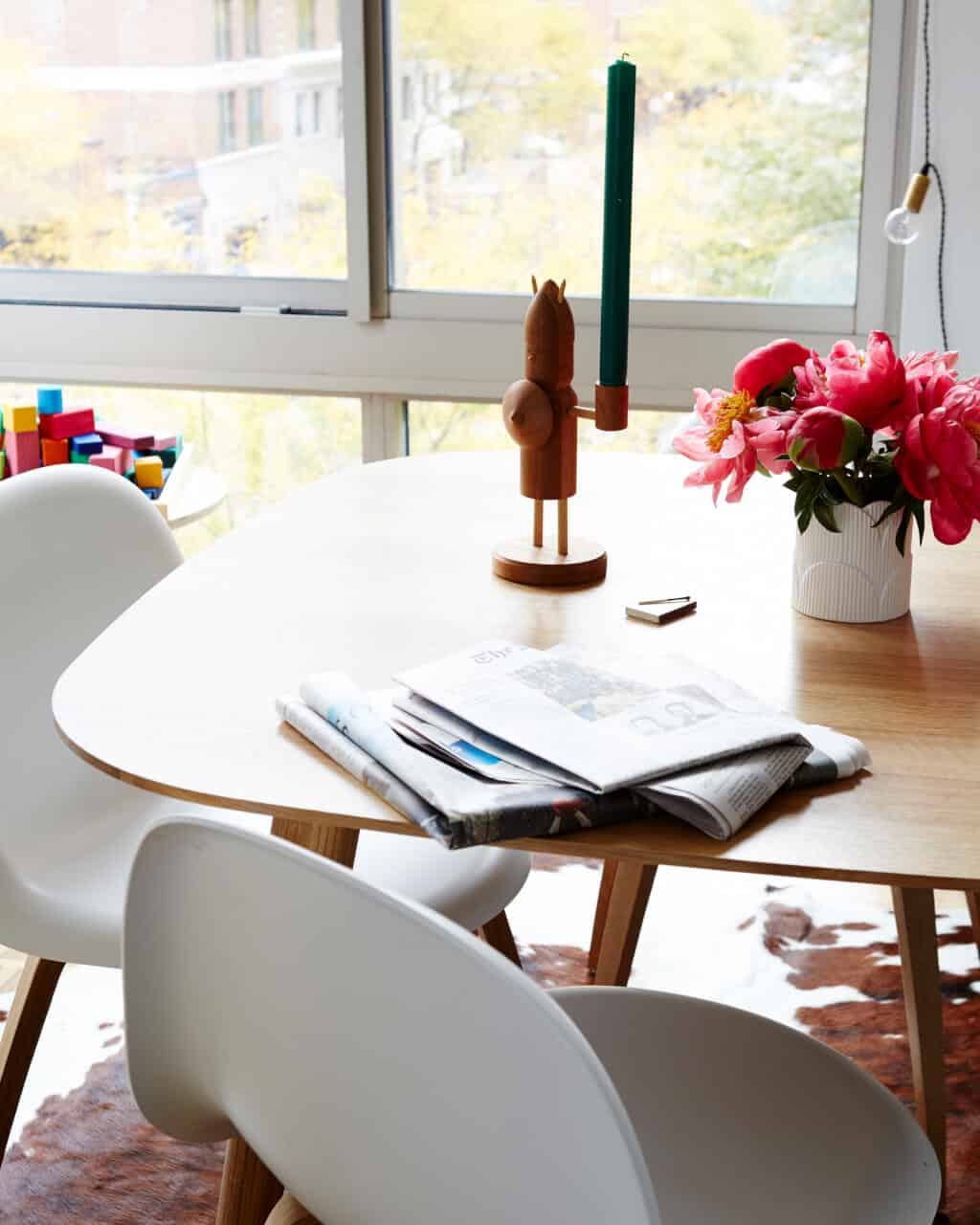 EmilyHenderson_DiningTables_DiningRoom_Round_Oval_Rectangle_Roundup_4 Emily Henderson