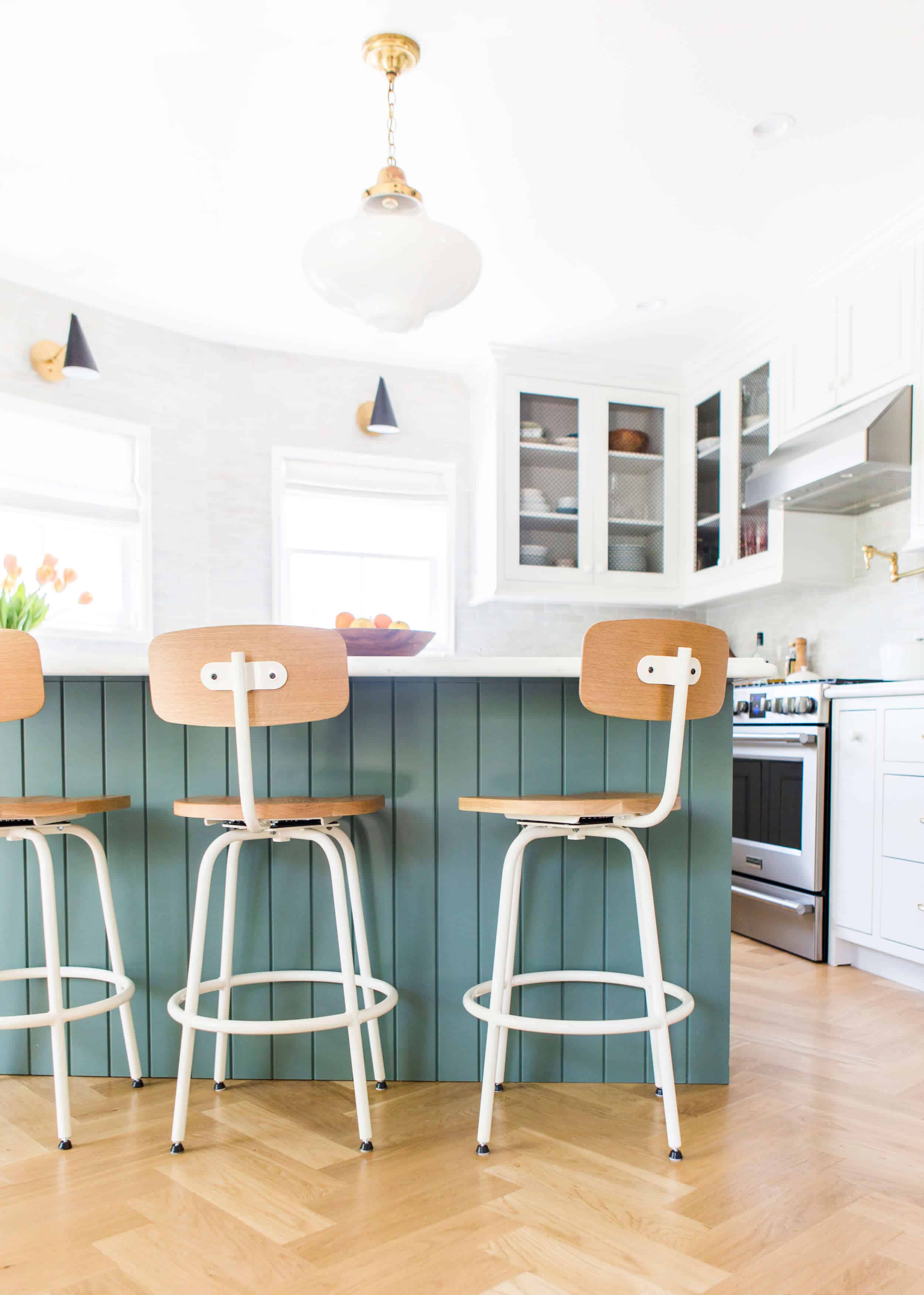 Emily-Henderson_Waverly_House-Updates_Vignettes_Eclectic_Traditional_Cozy_English_Country_Updates_4