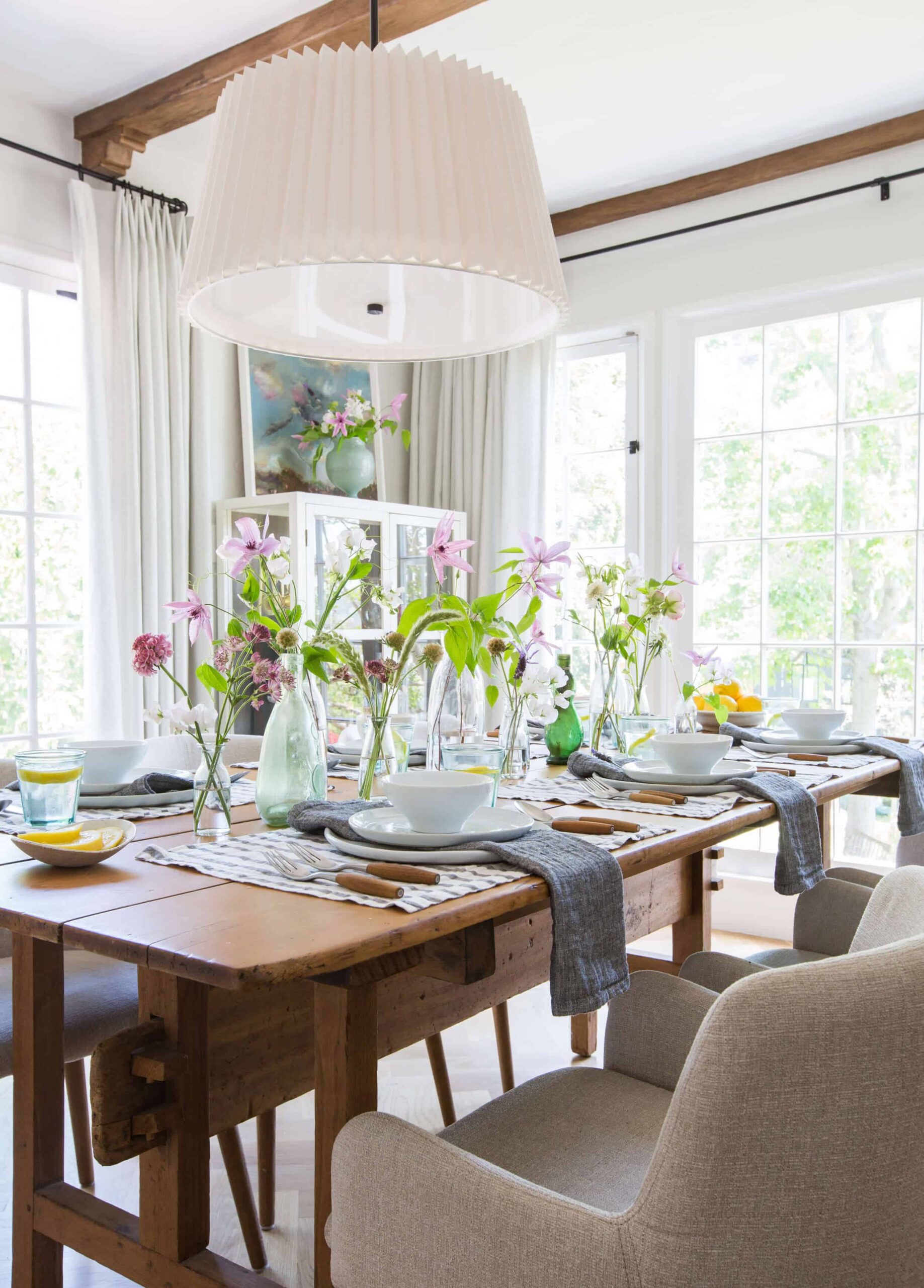 EmilyHenderson_Dining_Tablescape_Neutrals_Parachute_Unedited_2 Emily Henderson