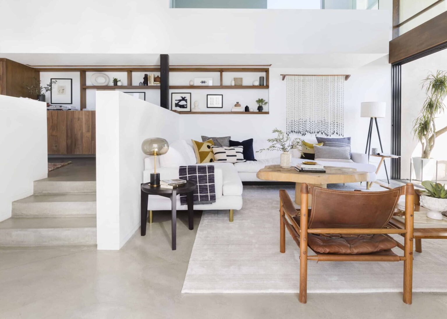 A Modern and Organic Entry Shelf Styling Tips + Shop The Look Emily