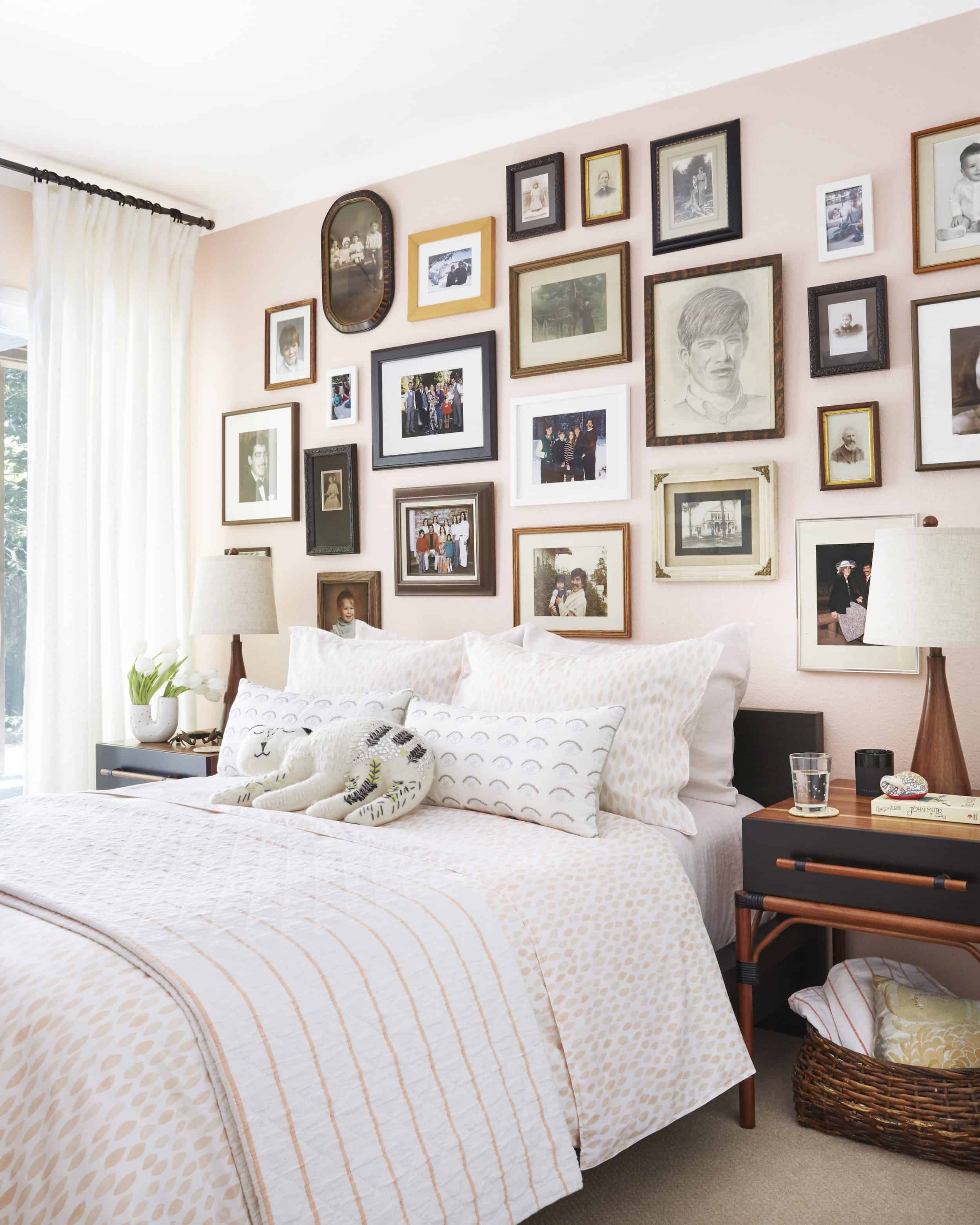 Orlando Soria Pink Guest Bedroom