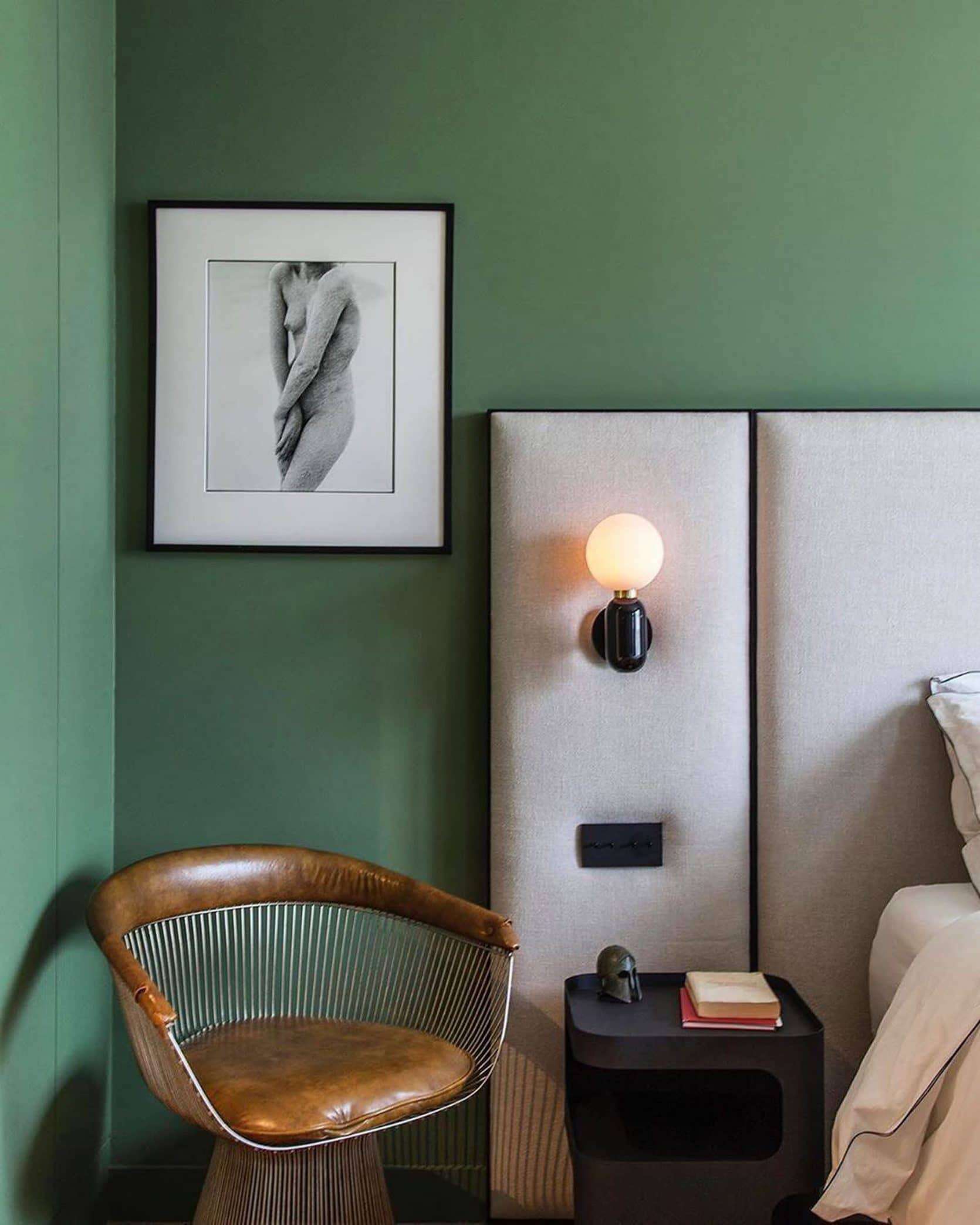 The "Headboard Sconce" Might Be Our Favorite HotelInspired Small