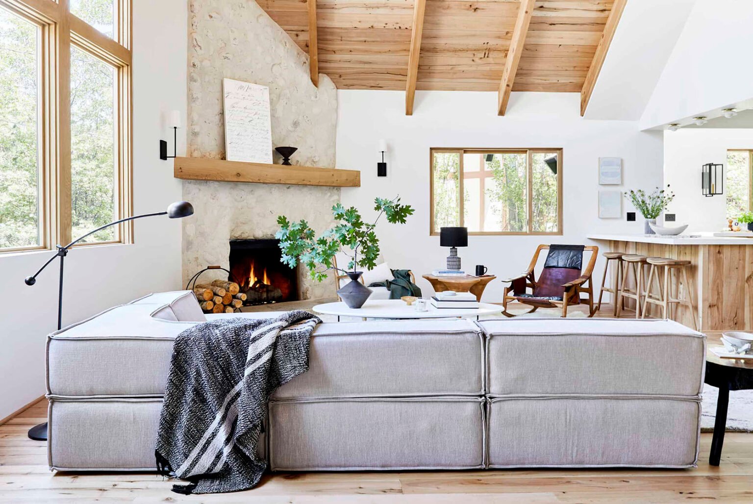 How To Make Your Living Room Look Better (The 7 Dos and Don'ts) Emily Henderson