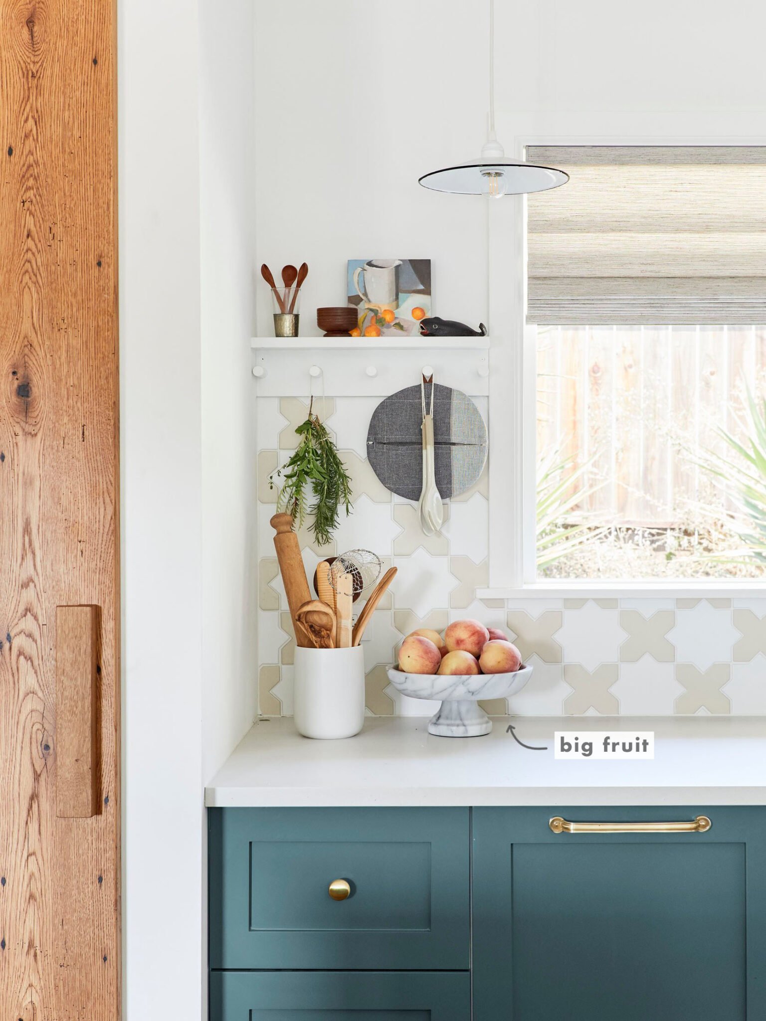 What To Put On Your Kitchen Counter?? (Try These 8 Easy Styling Hacks) Emily Henderson