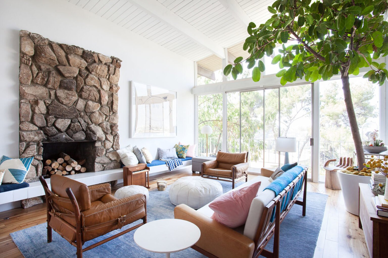 The Coffee Table Styles That Won't Injure Your Kids (+ KidFriendly