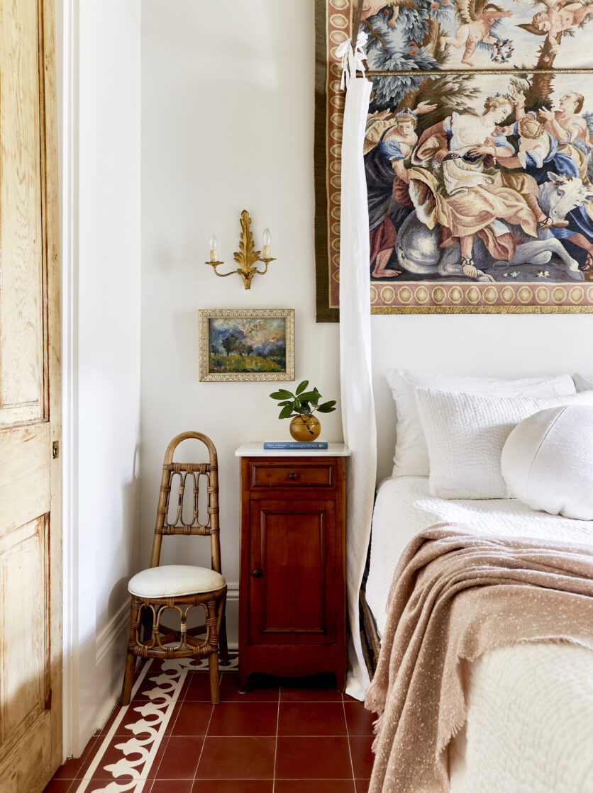 This New Orleans Home Has A Secret Passageway That You Have To See To ...