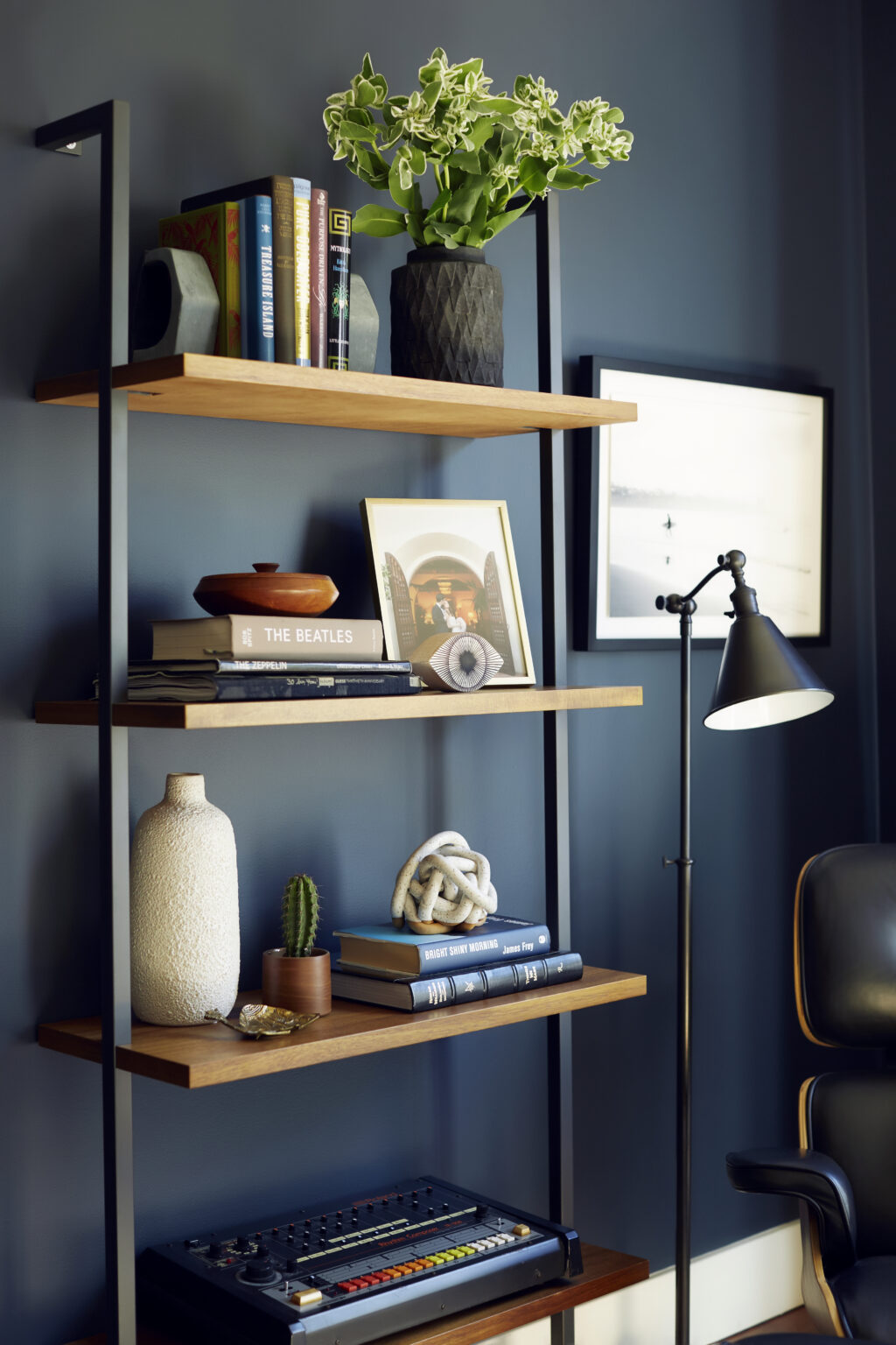 Make Your Shelves Look Better With These 4 Easy Bookshelf Styling Formulas Emily Henderson