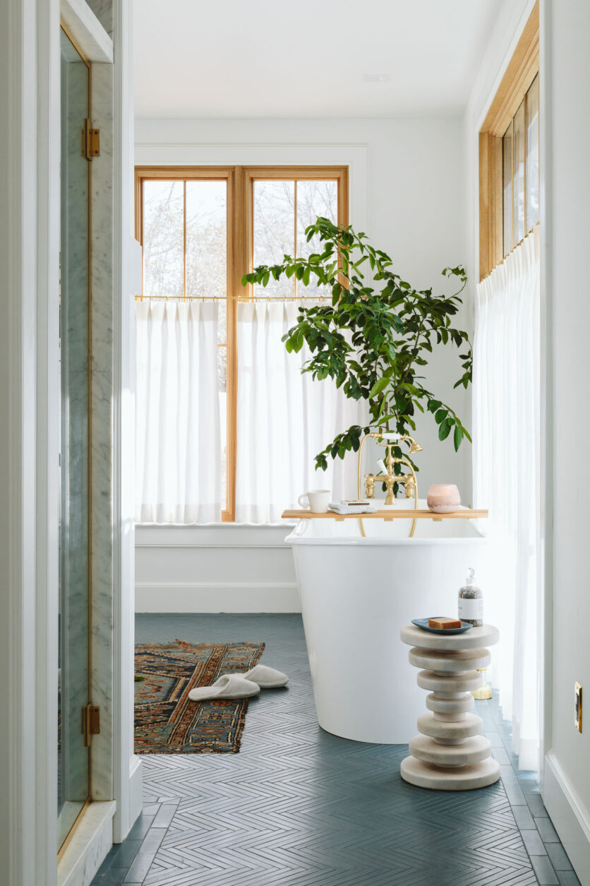 Emily Henderson's Bright, Light & Scandinavian-Inspired Primary ...
