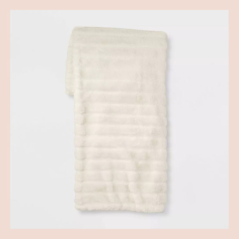 Making Life A Bit Cozier Right Now + Some Of My Favorite Things Emily