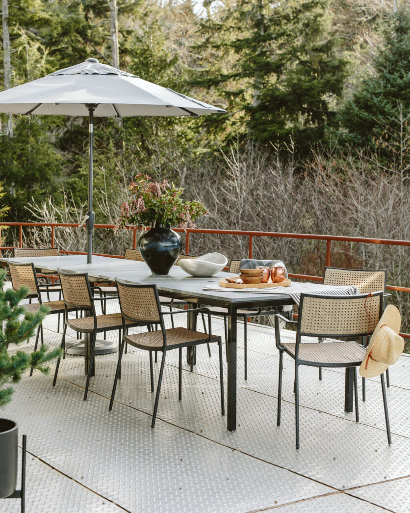 An Epic PNW Coastal Patio Reveal (With Insane Architecture By ARCIFORM ...