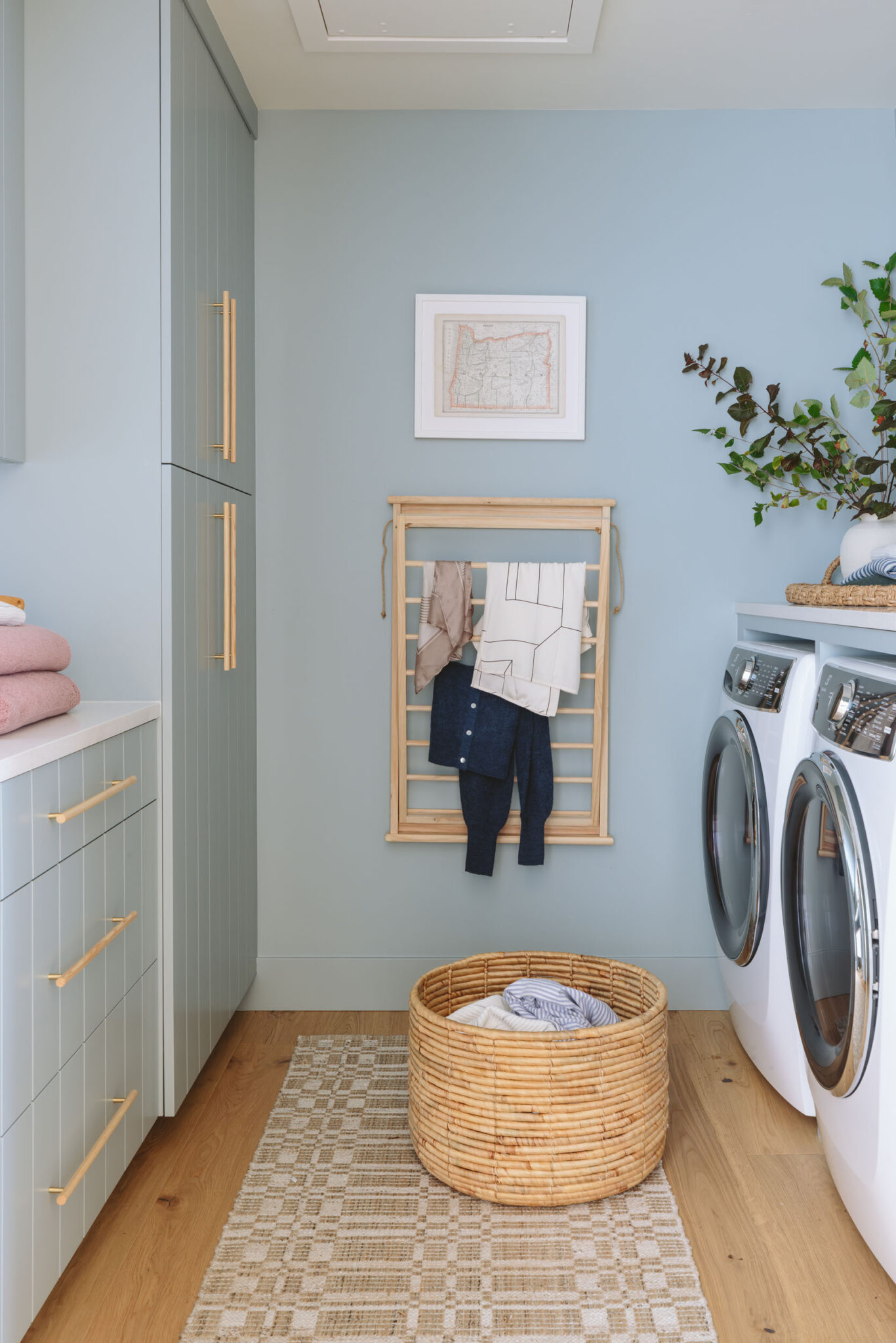 Starting Fresh And Simple: The River House Upstairs Laundry Room Reveal ...