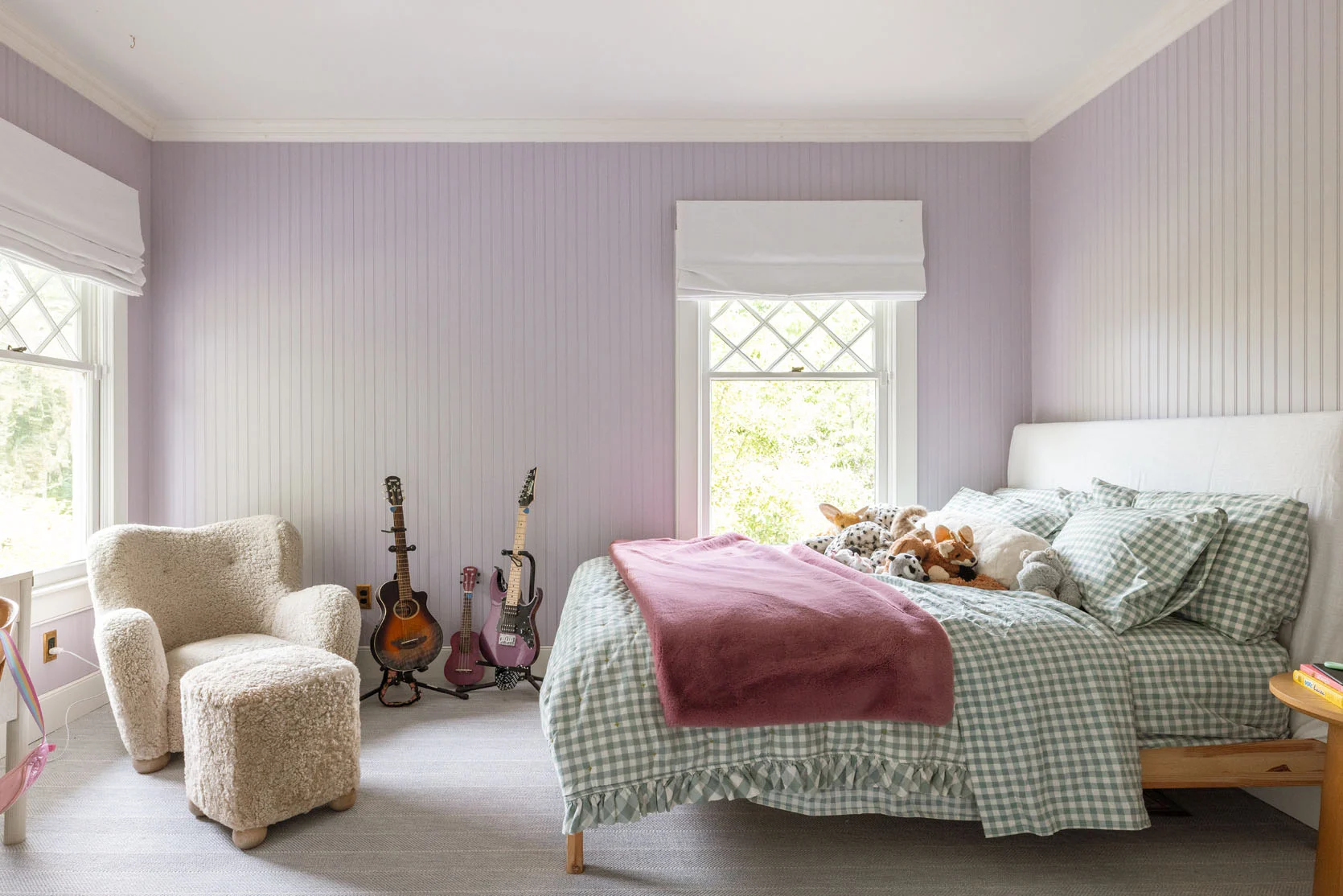tween girl bedroom