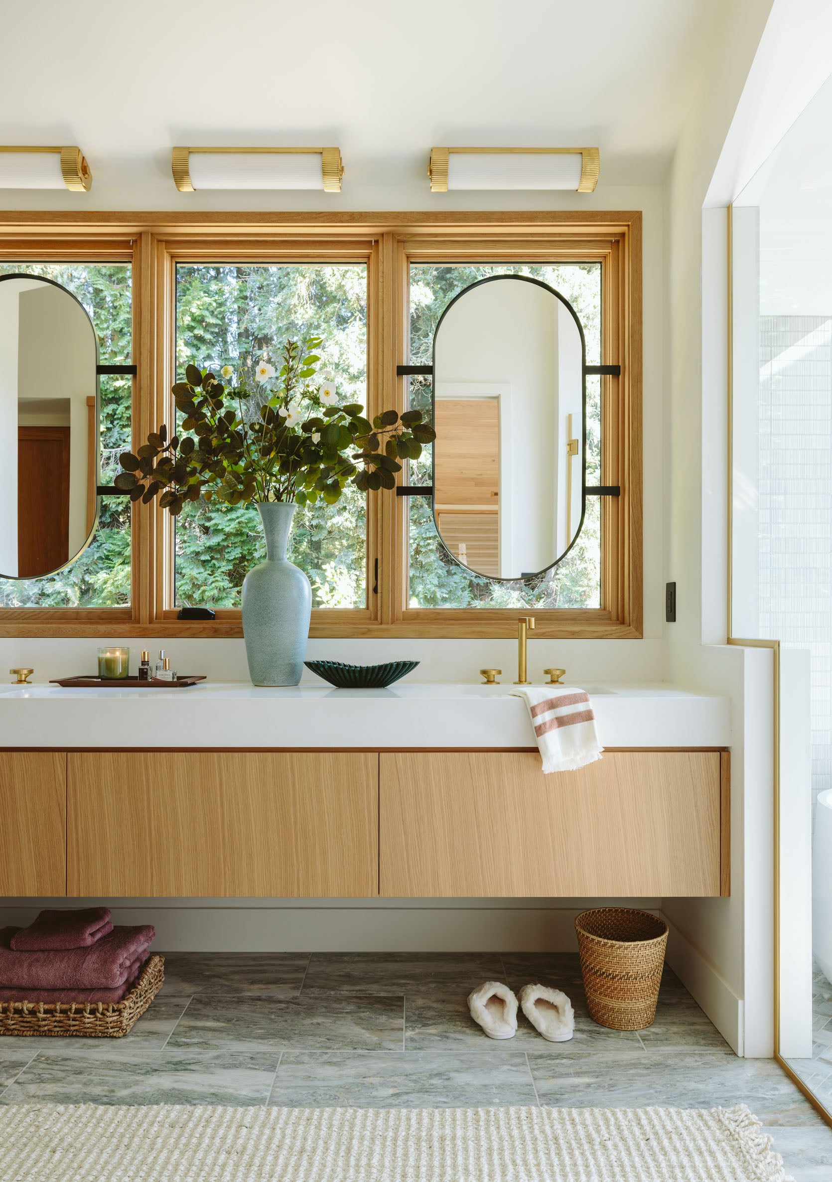 spa-like bathroom