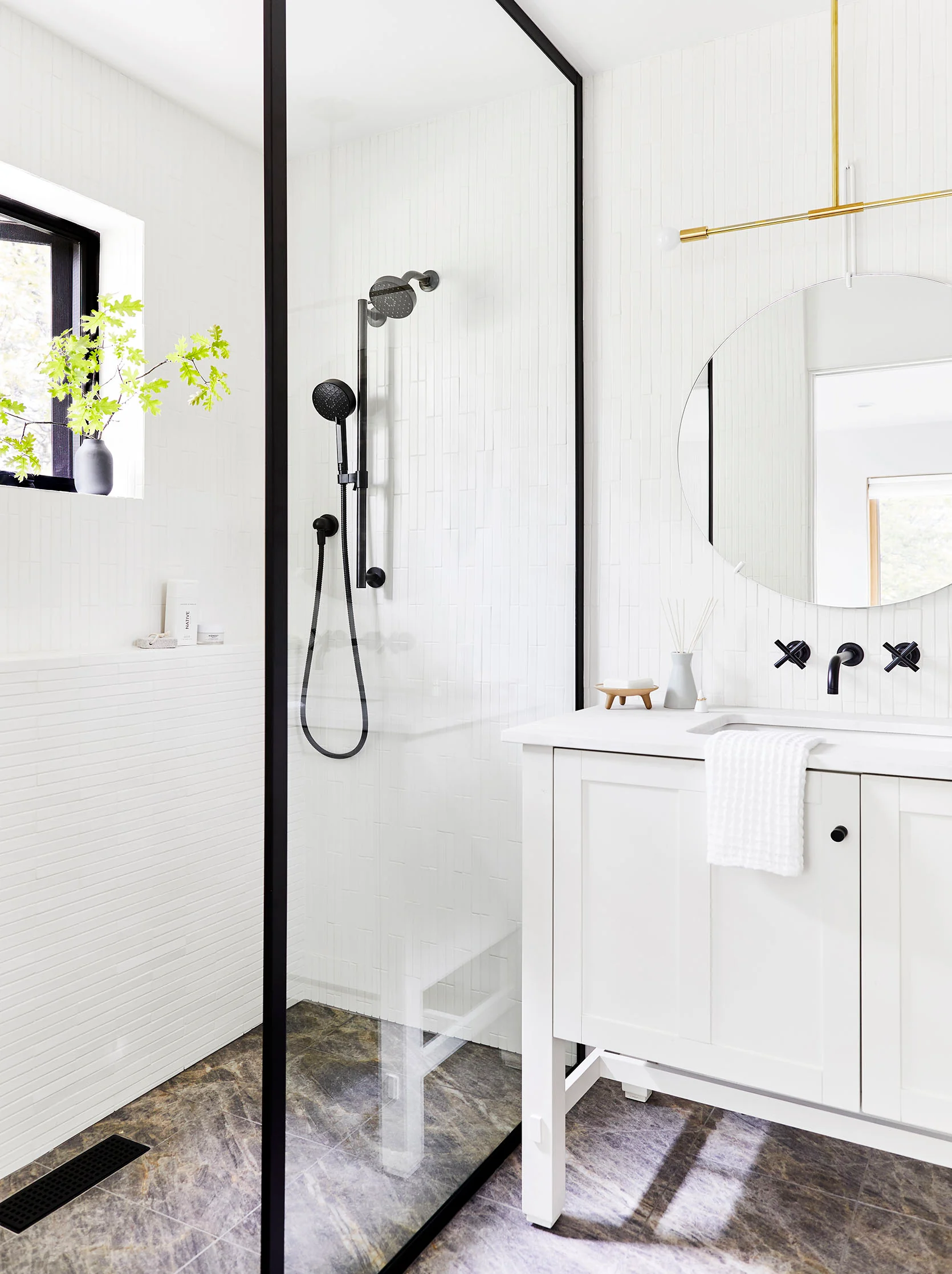 doorless walk-in showers